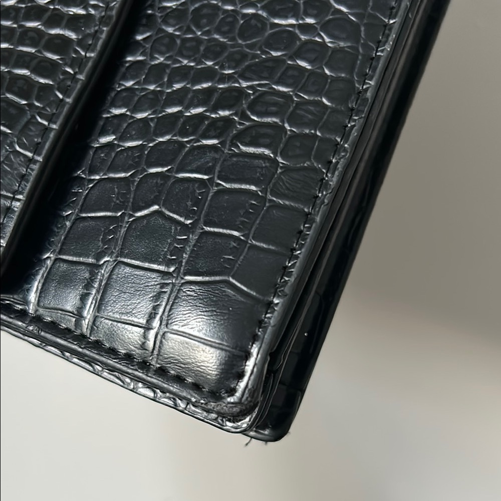 Black Croc-Embossed Crossbody Bag - Picture 9 of 9